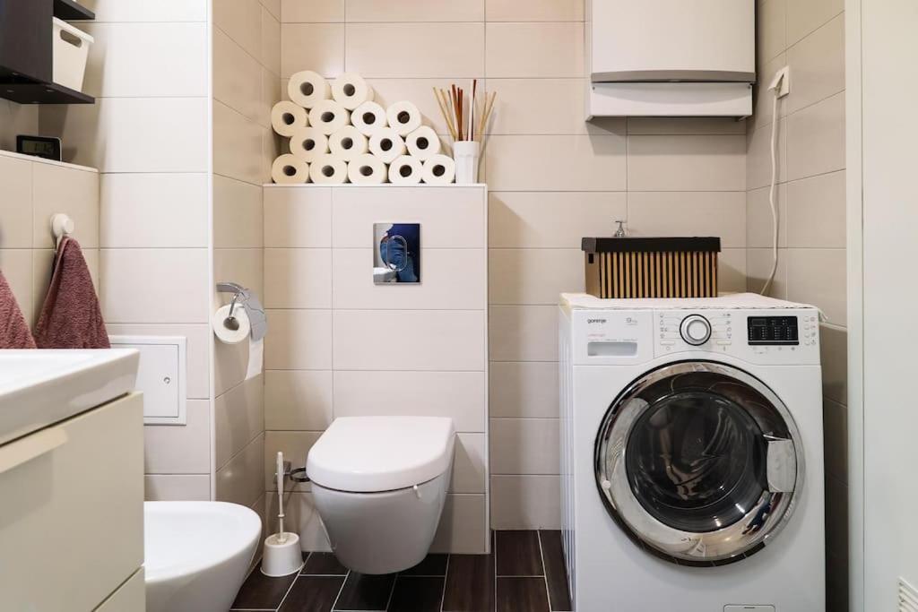 Modern Charm Hideaway Apartment Загреб Екстериор снимка