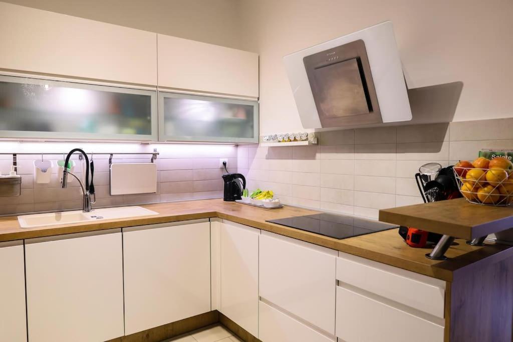 Modern Charm Hideaway Apartment Загреб Екстериор снимка