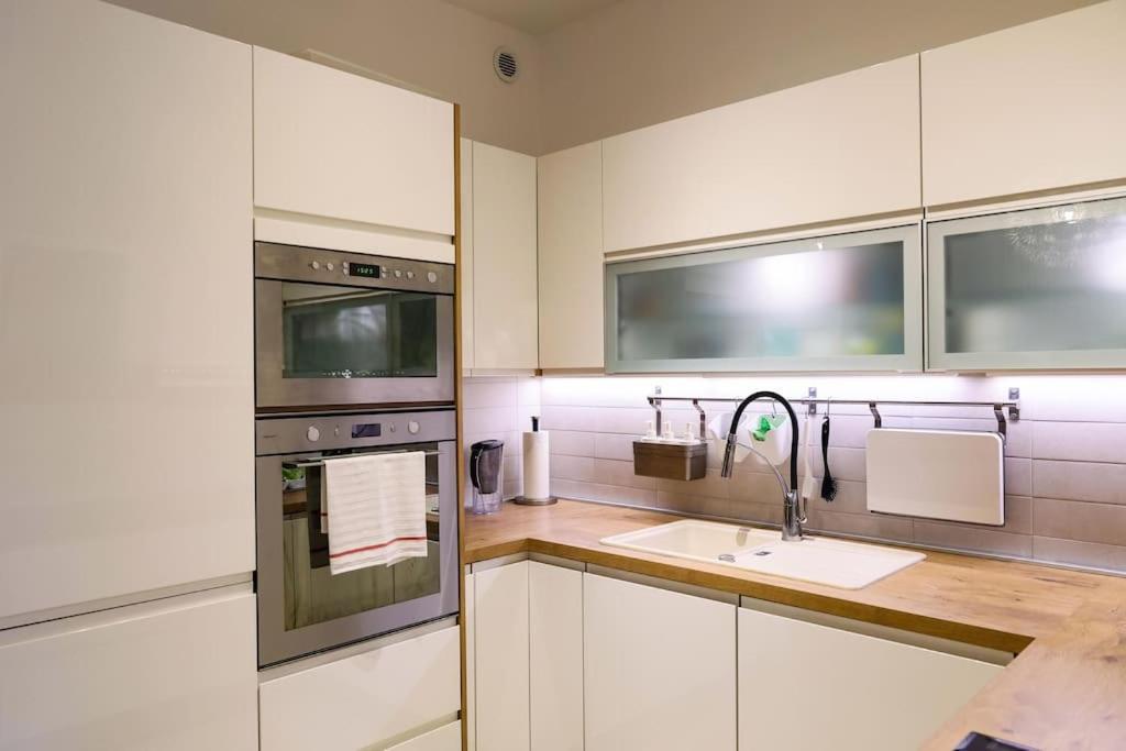 Modern Charm Hideaway Apartment Загреб Екстериор снимка